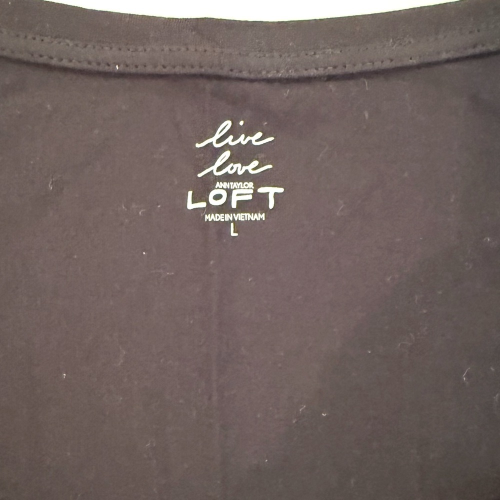 Ann Taylor Loft Black Short Sleeve Tee - Picture 2 of 4